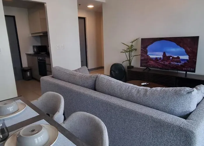 New! Tranquil 2-bedroom With Balcony Bgc Uptown