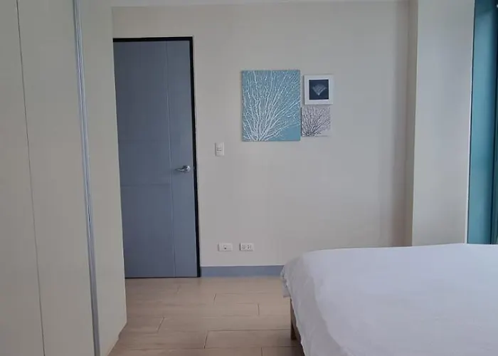 New! Tranquil 2-bedroom With Balcony Bgc Uptown