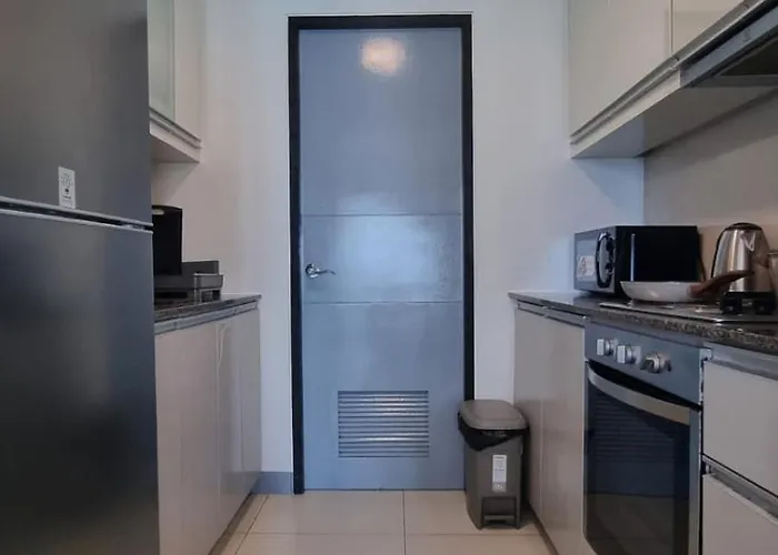 Apartment New! Tranquil 2-bedroom With Balcony Bgc Uptown *