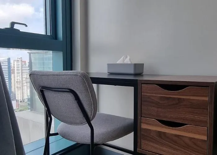 New! Tranquil 2-bedroom With Balcony Bgc Uptown * Manila