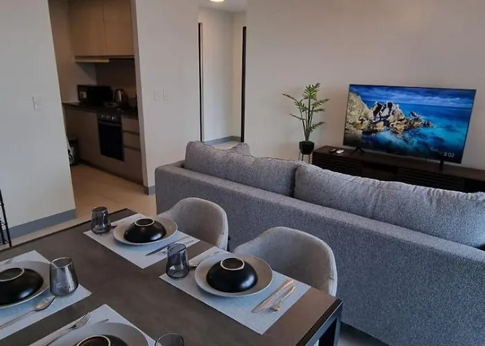 New! Tranquil 2-bedroom With Balcony Bgc Uptown *